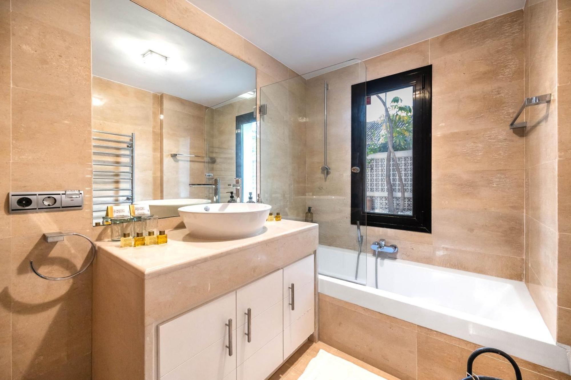 Vacation Marbella I Villa La Cabane, Prestige, Heated Pool, 300M To The Beach Luaran gambar